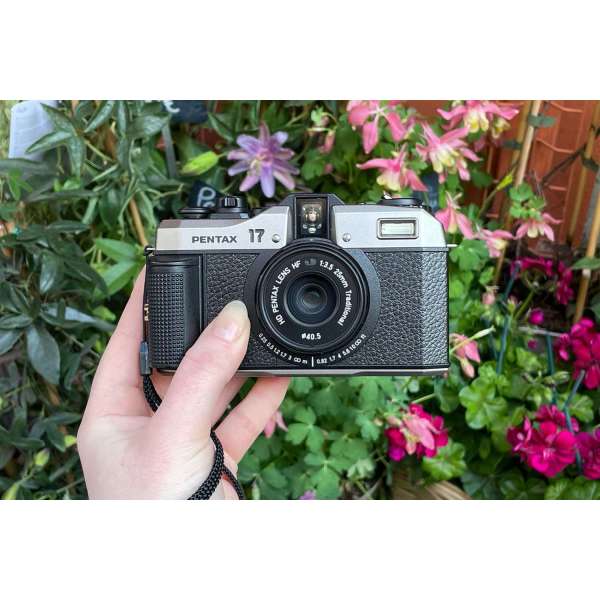 Appareil photo Pentax 17 | Nation Photo | Expert de la photo